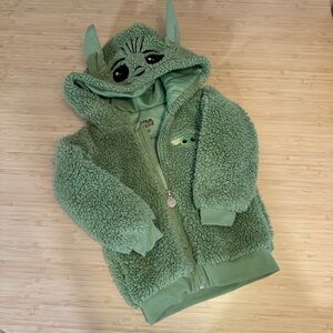 Like new Baby Yoda Disney 2T Sweater Zip Fleece Jacket